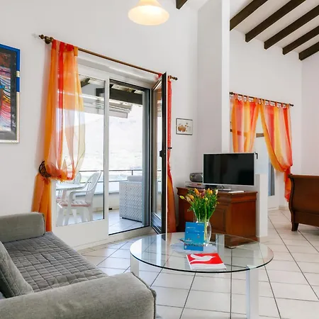 Residenza Miralago Apt- A8 By Interhome *