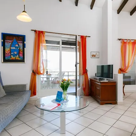 Residenza Miralago Apt- A8 By Interhome شقة